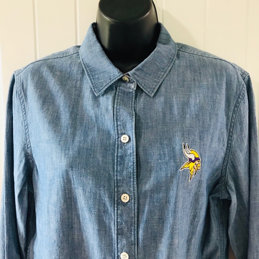 🆕Tommy Bahama Ladies Minnesota Vikings Shirt